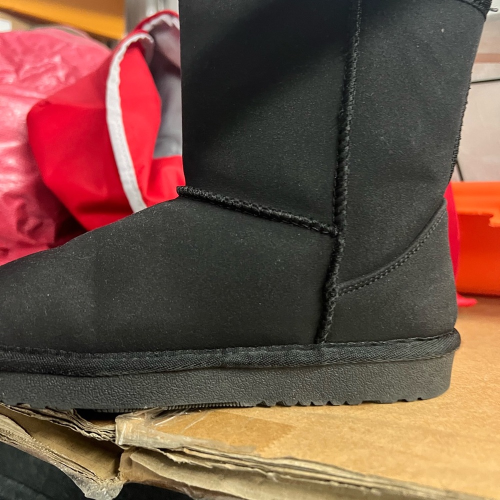 Black Winter Boots